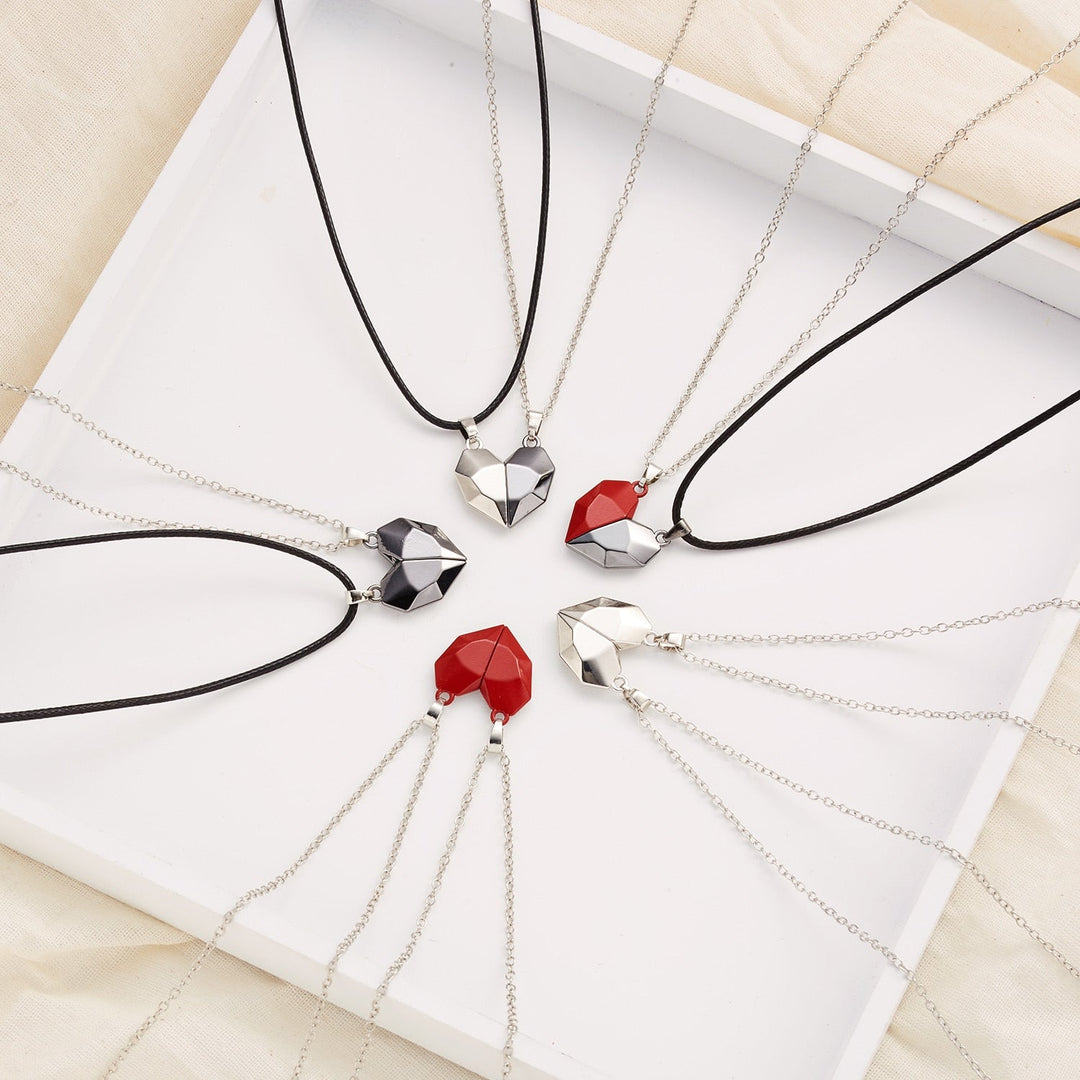 Lexy Couple Necklace 2 in 1 - A necklace for you and your loved one Noxord