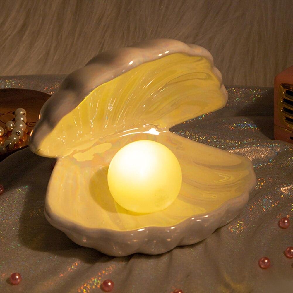 Chelly Chic Shell Lamp | A magical lamp with a pearl | Kalsten