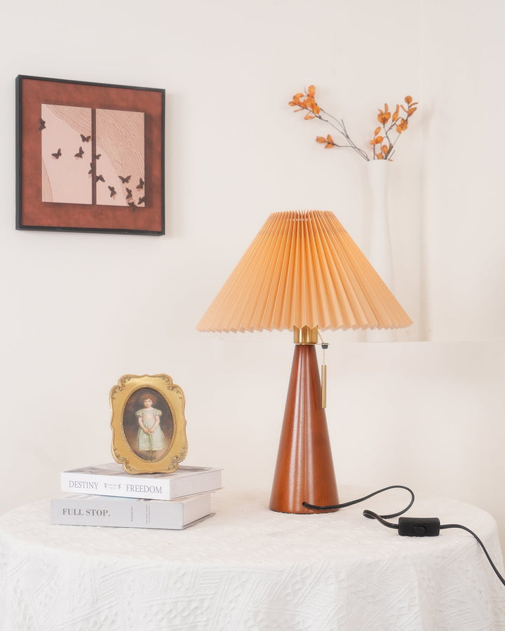 AntiqueRadiance – Elegant Wood and Metal Table Lamp | Noxord