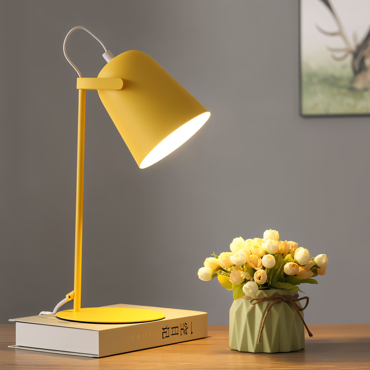 Macaron – Adjustable Nordic Table Lamp for a Stylish Office | Kalsten