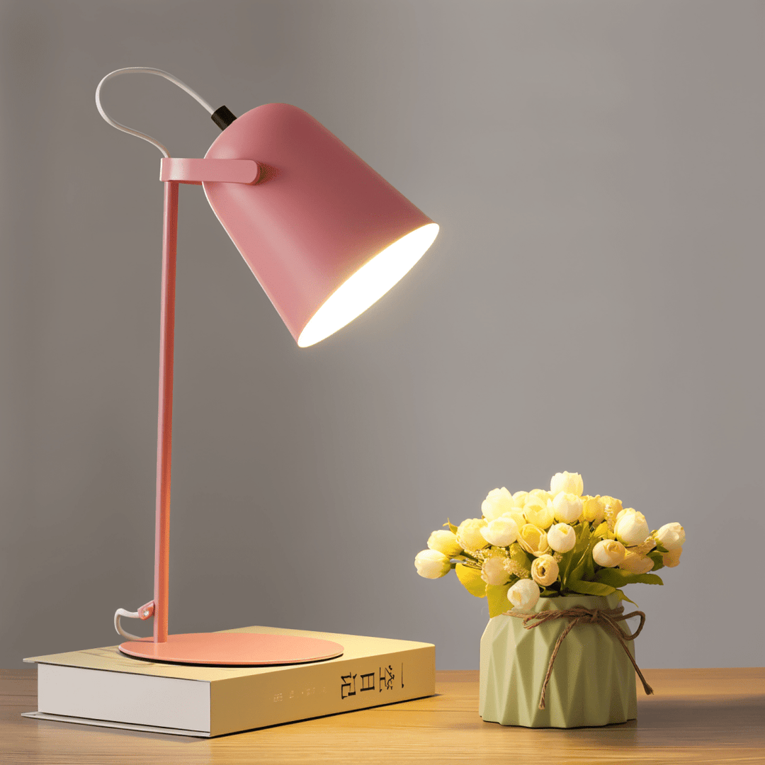 Desk lamp Pastel Creative Scandinavian Design Illuminate your space | Kalsten