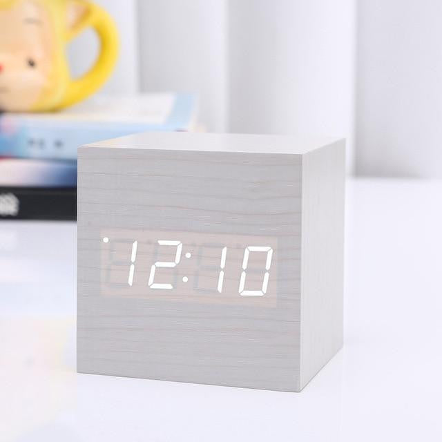 Modern Digital Wood Clock | Kalsten
