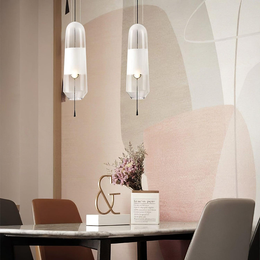 Joanna Glass Pendant Light 4.7' | Noxord