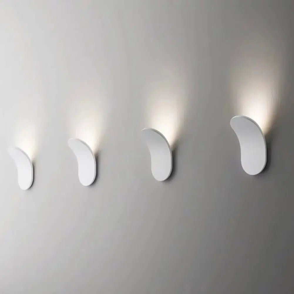 Kallio | Elegant Modern Minimalist Wall Light Fixture for Home Decor | Kalsten
