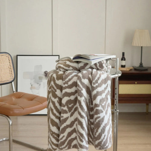 Knitted Zebra Pattern Throw Blanket – Lightweight Microfiber Blend for Cozy Comfort, 47x59