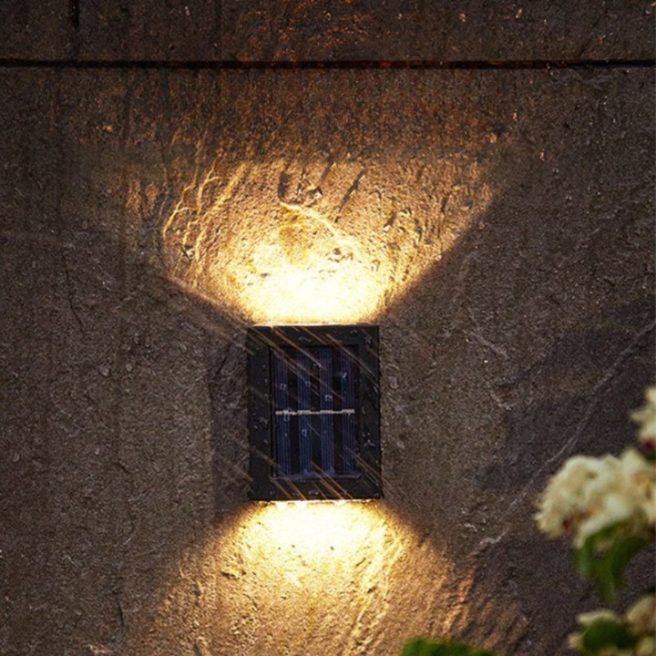 Modern Solar LED Outdoor Wall Lamp Noxord