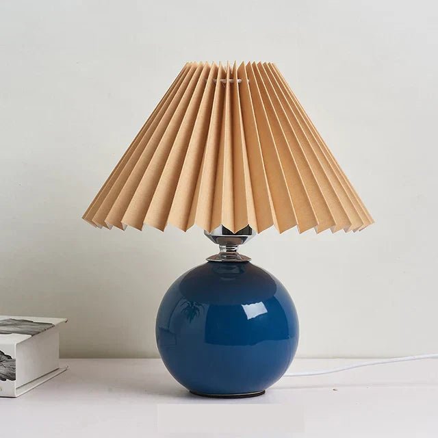 Elegant Vintage Table Lamp with Foldable Lampshade | Kalsten