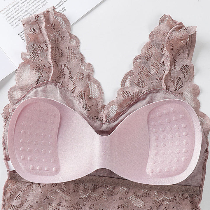 Kalsten | Lace Vest With Breast Pads