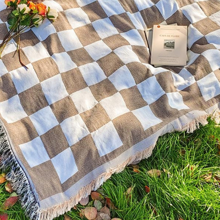 Large Checkered Picnic Blanket – Soft Microfiber Outdoor Throw