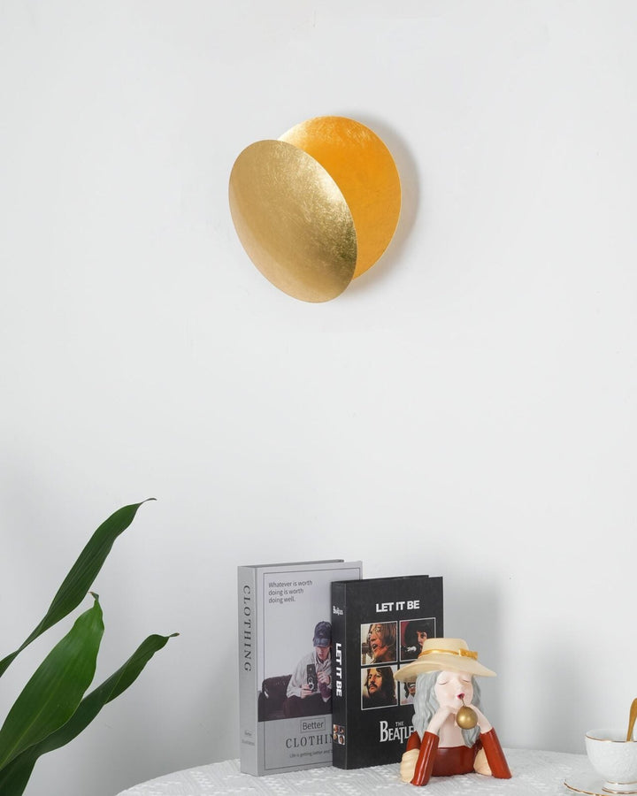 Lederam Wall lamp | Kalsten