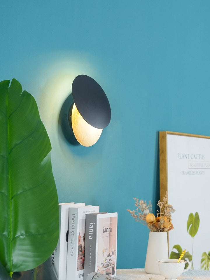 Lederam Wall lamp | Kalsten