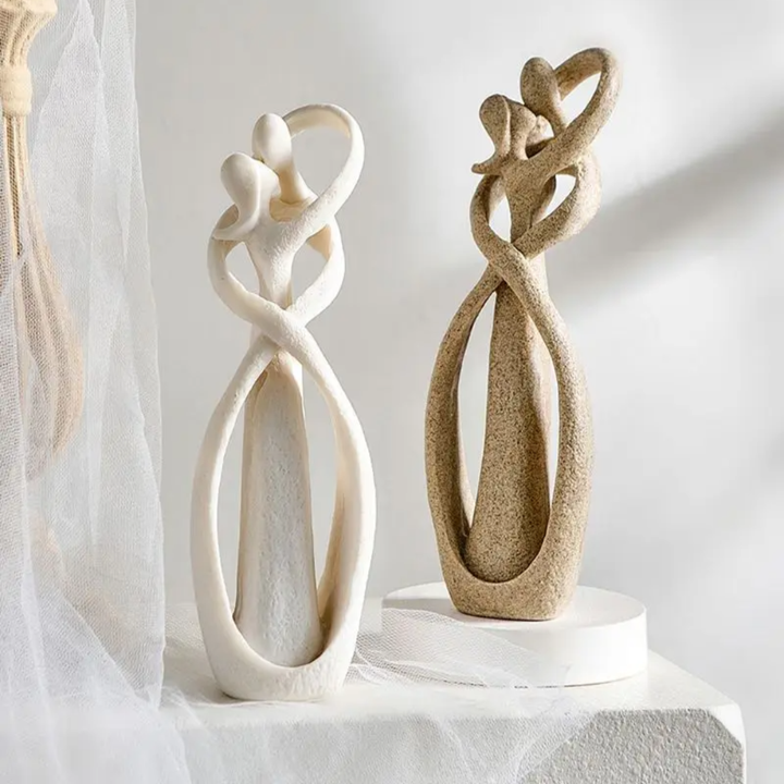 Kalsten | Abstract Love Sculpture – Modern Polyresin Home Décor