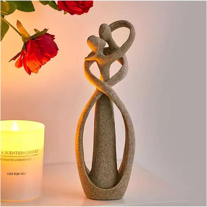 Kalsten | Abstract Love Sculpture – Modern Polyresin Home Décor