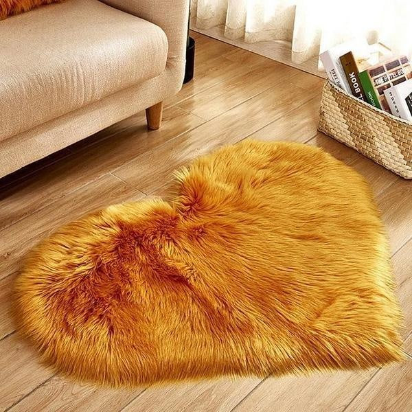 Love Heart Shaped Faux Sheepskin Fur Rug | Kalsten