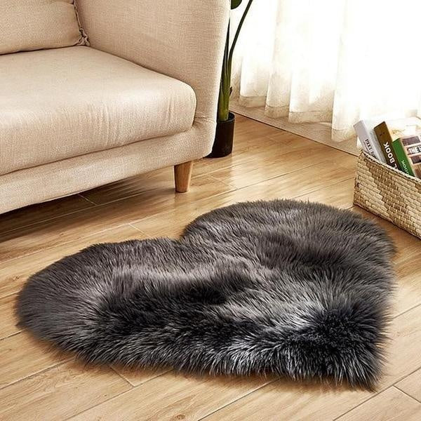Love Heart Shaped Faux Sheepskin Fur Rug | Kalsten