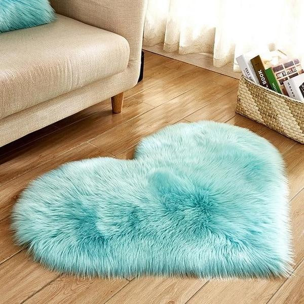 Love Heart Shaped Faux Sheepskin Fur Rug | Kalsten