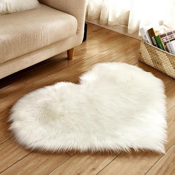 Love Heart Shaped Faux Sheepskin Fur Rug | Kalsten