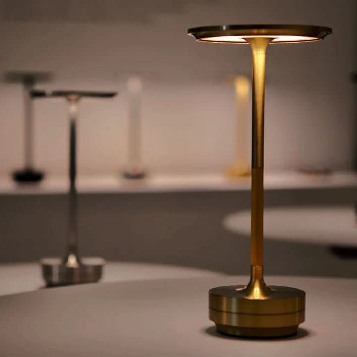 LED table lamp with dimmable mood light | Kalsten