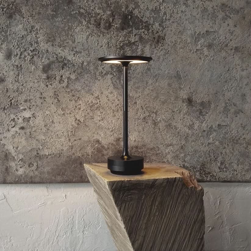 LED table lamp with dimmable mood light | Kalsten