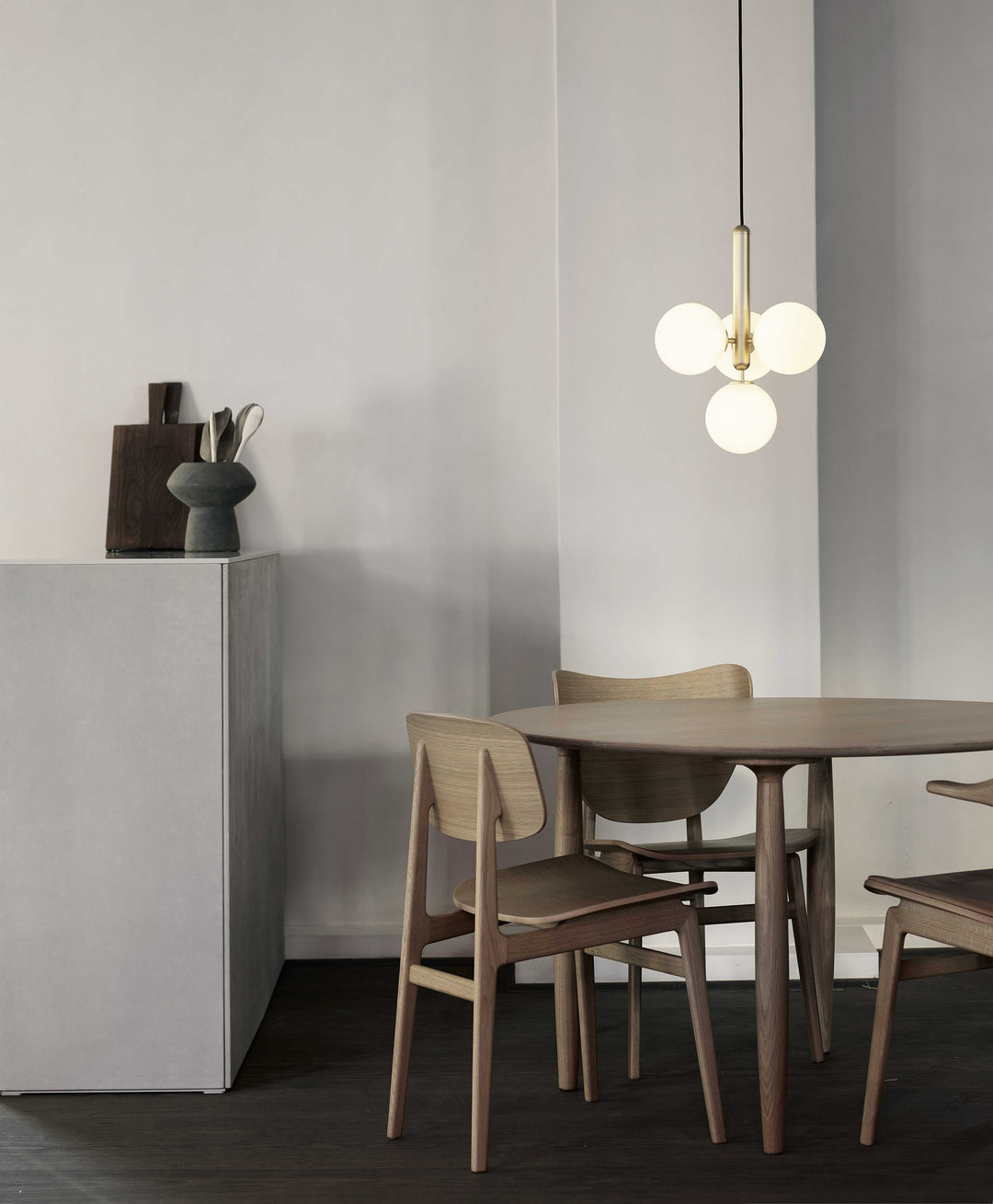 Scandiluxe Hanging light Pendant Lamp | Noxord