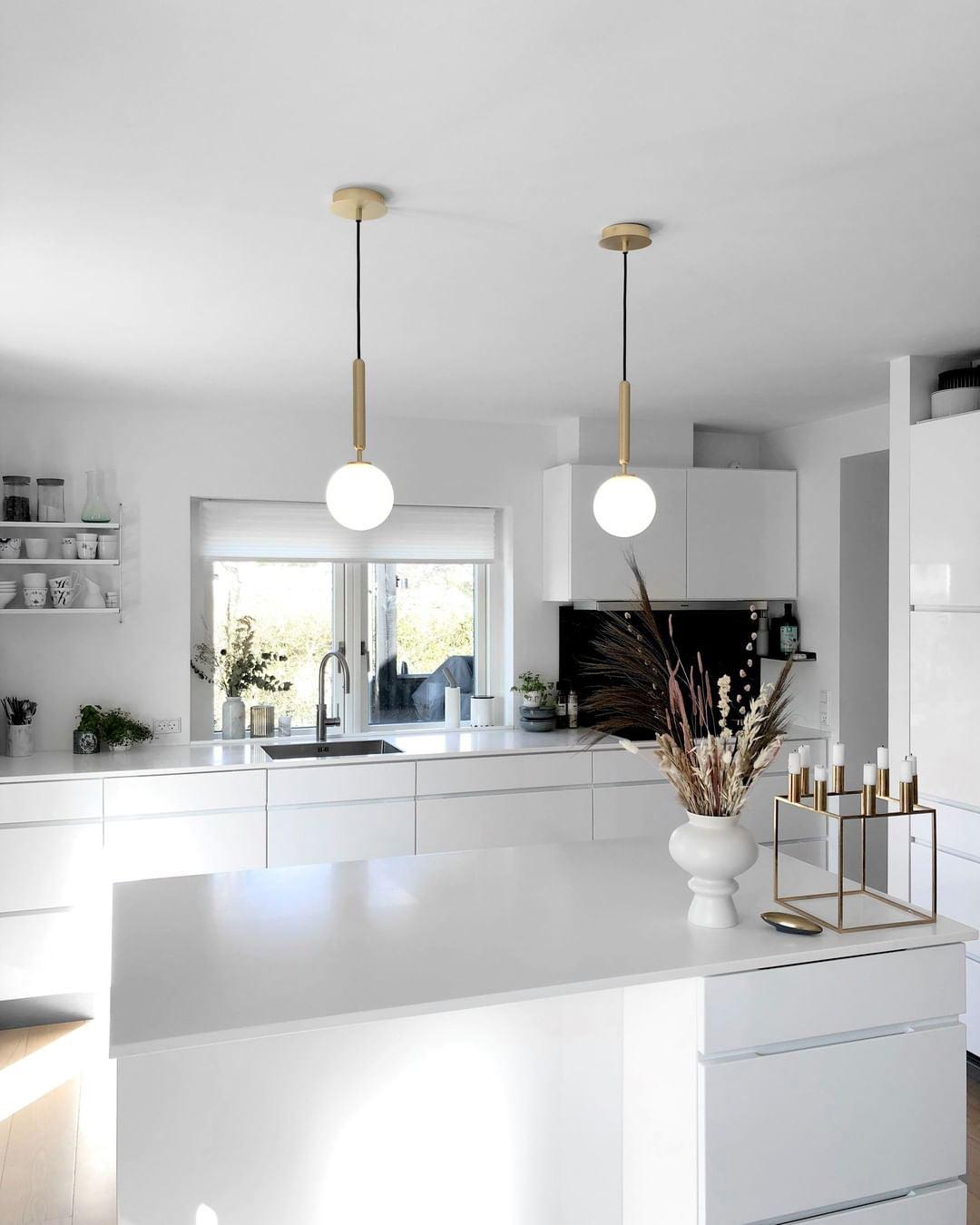 Scandiluxe Hanging light Pendant Lamp | Noxord