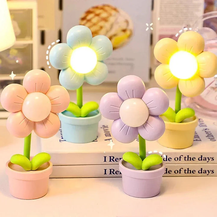 Small Flower Soothing Table Lamp - BlossomGlow | Kalsten