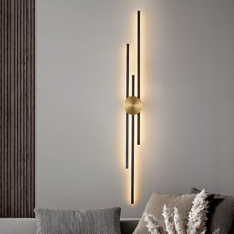 Vertical LED Iron Wall Lamp Kalsten