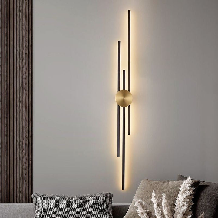 Vertical LED Iron Wall Lamp Kalsten