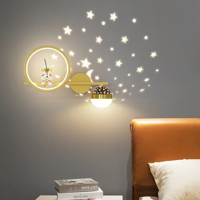 Children's Room Wall Light – Stylish star-shaped LED wall light for kids | Gentle light for the bedroom | Kalsten