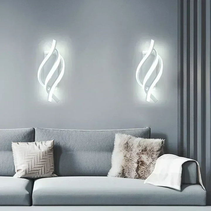 Spiral-shaped wall light | Kalsten
