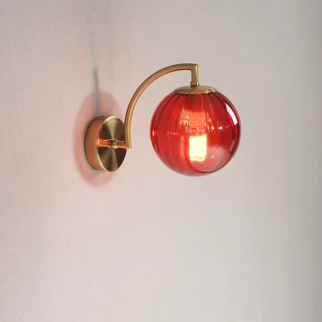 Nordic Glass Wall Lamp - Elegant Scandinavian Wall Lamp in Glass with Warm LED Light Kalsten
