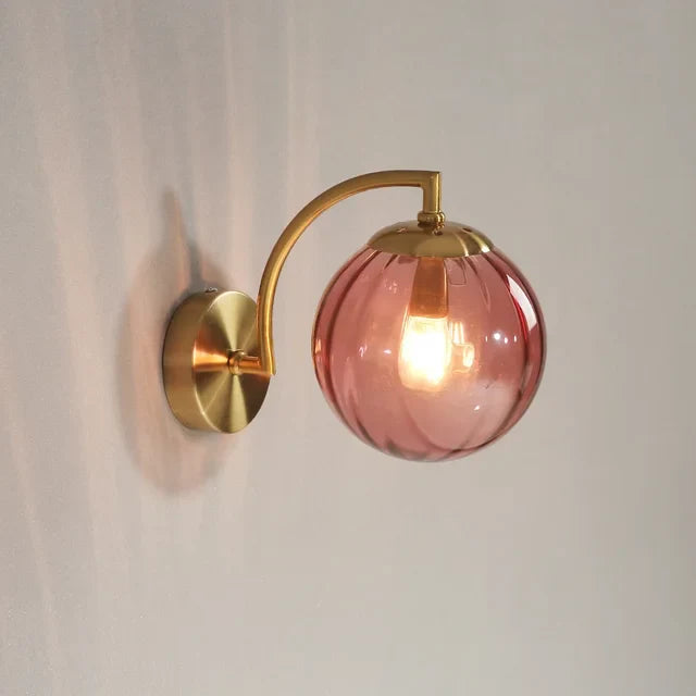 Nordic Glass Wall Lamp - Elegant Scandinavian Wall Lamp in Glass with Warm LED Light Kalsten