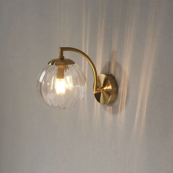 Nordic Glass Wall Lamp - Elegant Scandinavian Wall Lamp in Glass with Warm LED Light Kalsten