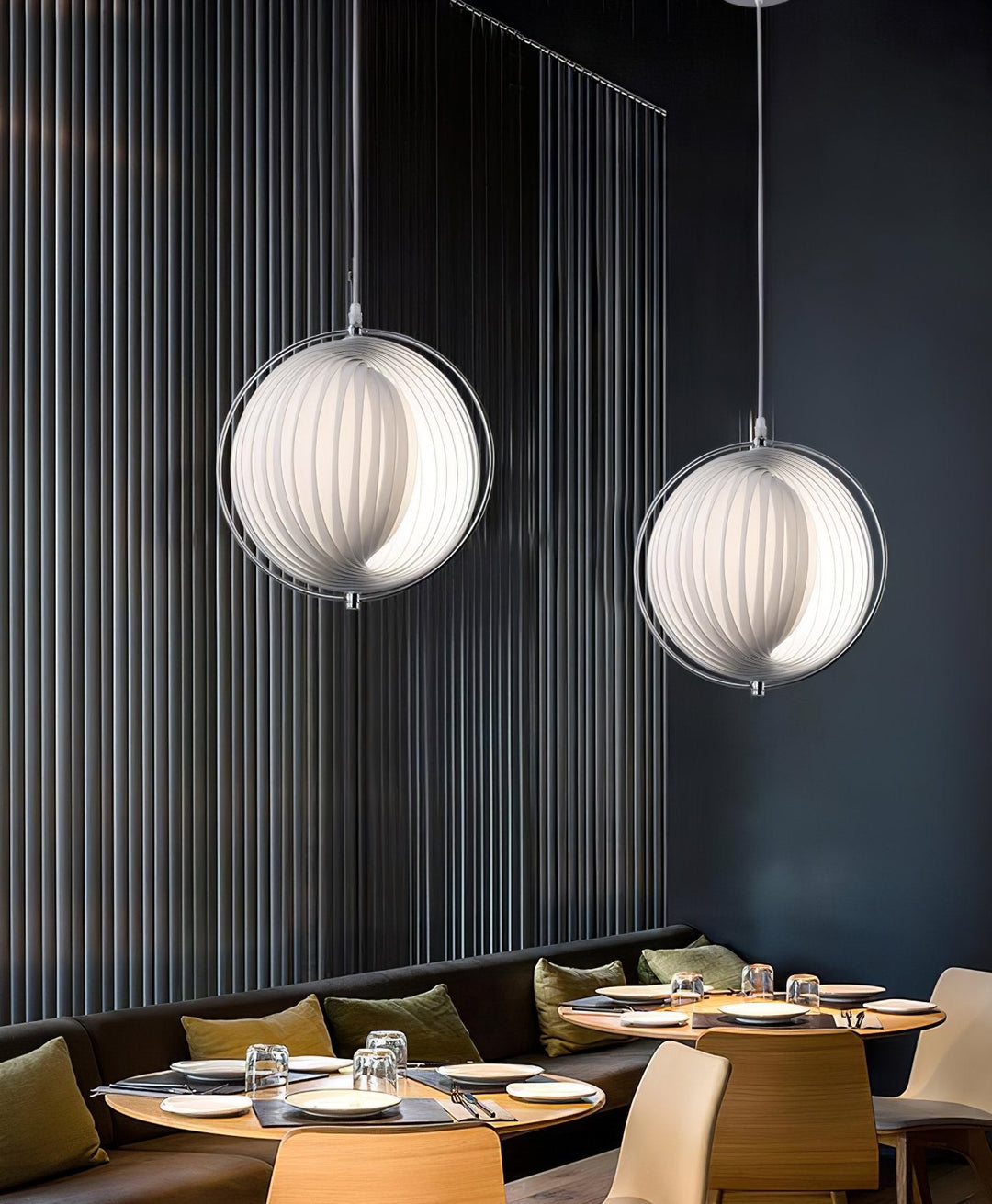 Moon Kare Pendant Lamp | Noxord