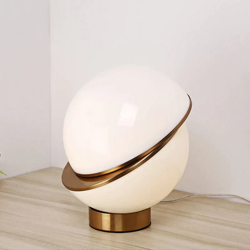 Scandinavian SnowGlobe Lamp – Elegant White Sphere Noxord