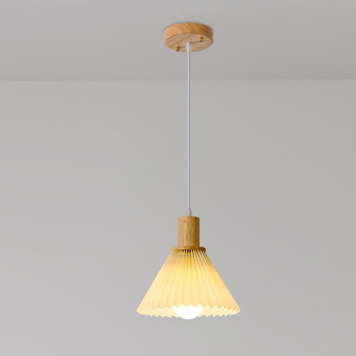 Nordic Minimalist Pleated Wood Pendant Light | Kalsten