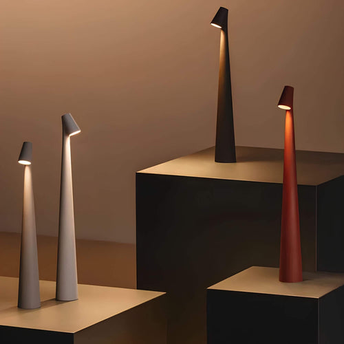 Nordisk Elegance Floor Lamp – Stylish Dimmable Lighting