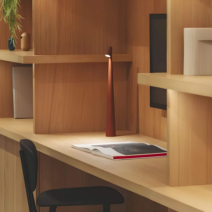 Nordisk Elegance Floor Lamp – Stylish Dimmable Lighting