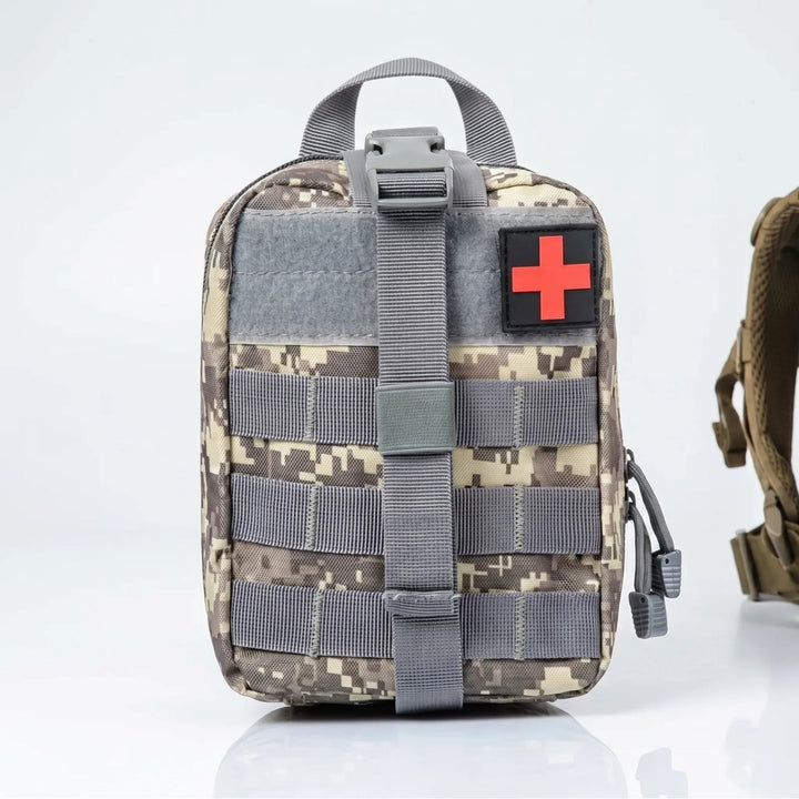 Outdoor bag with MOLLE attachment | Kalsten