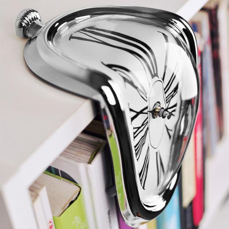 Distorted Melting Clock | Kalsten