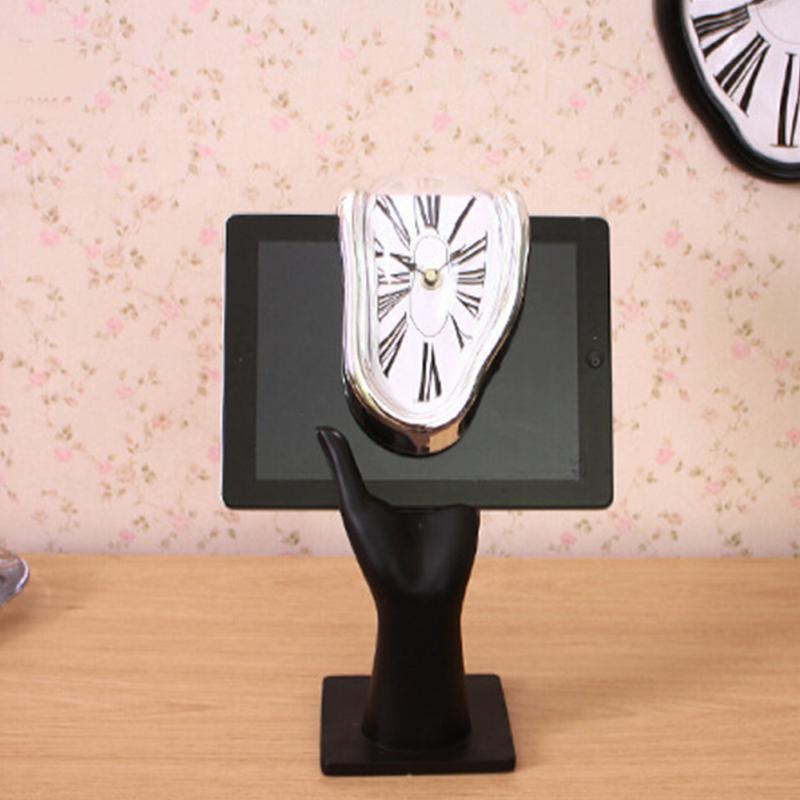 Distorted Melting Clock | Kalsten