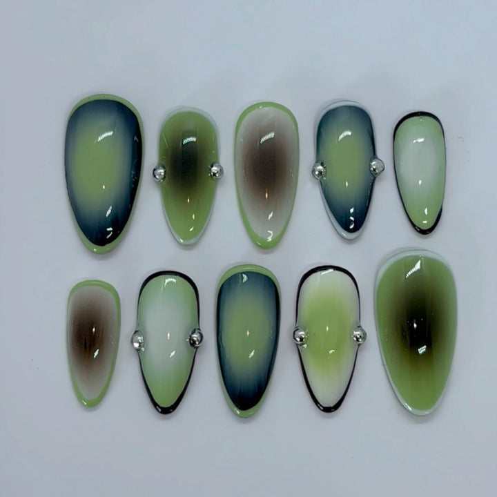 Thematic Artisan Press-On Nail Set Kalsten