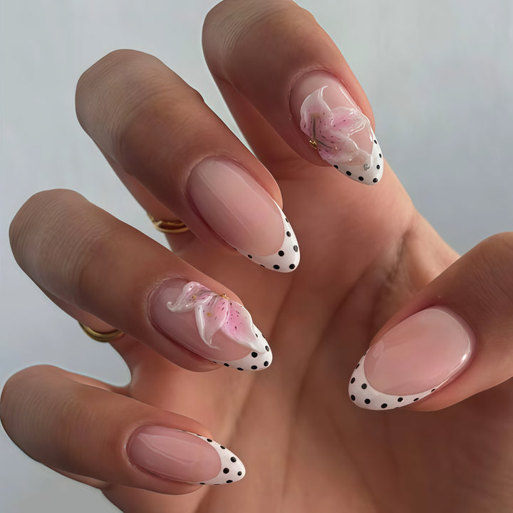 Artistic Floral and Polka Dot Press-On Nail Extensions Kalsten