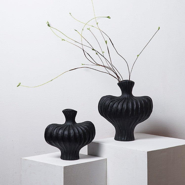 Stylish Ceramic Art Vase Kalsten