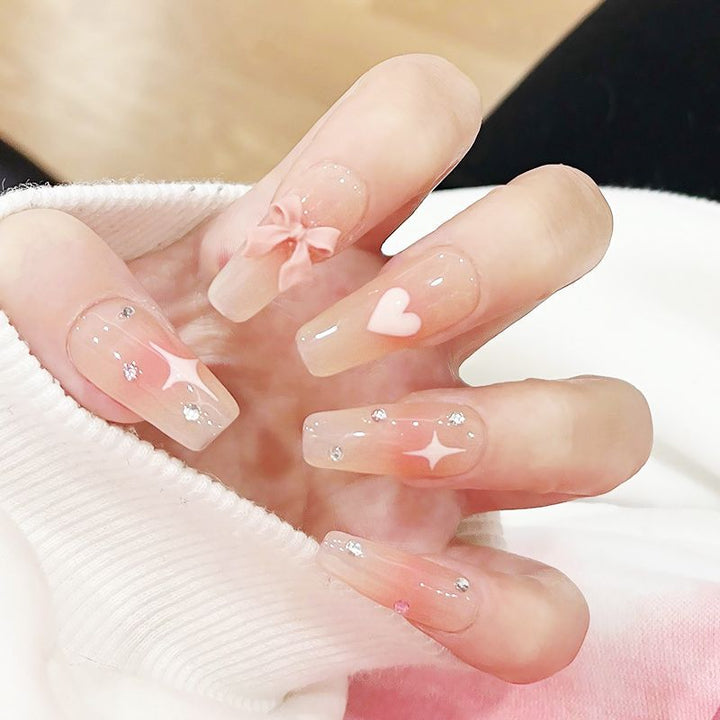 Artful nail designs with cat motif Kalsten