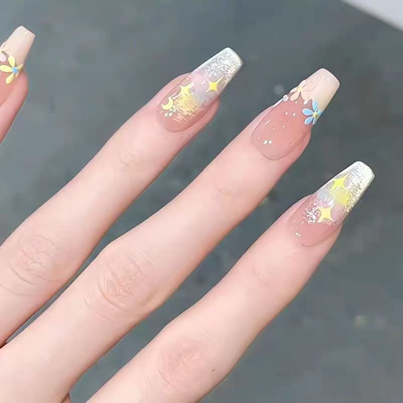 Premium Floral Press-On Nail Set Kalsten
