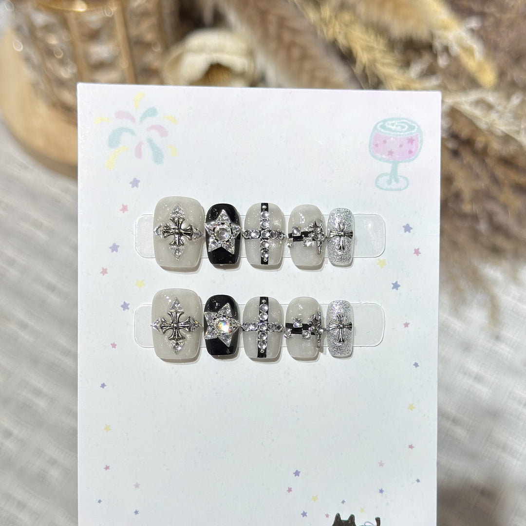 Artistic Press-On Nail Art Set with Gemstone Accents Kalsten
