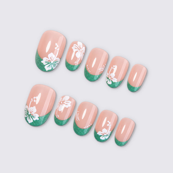 Artificial nail set with stylish floral accents Kalsten