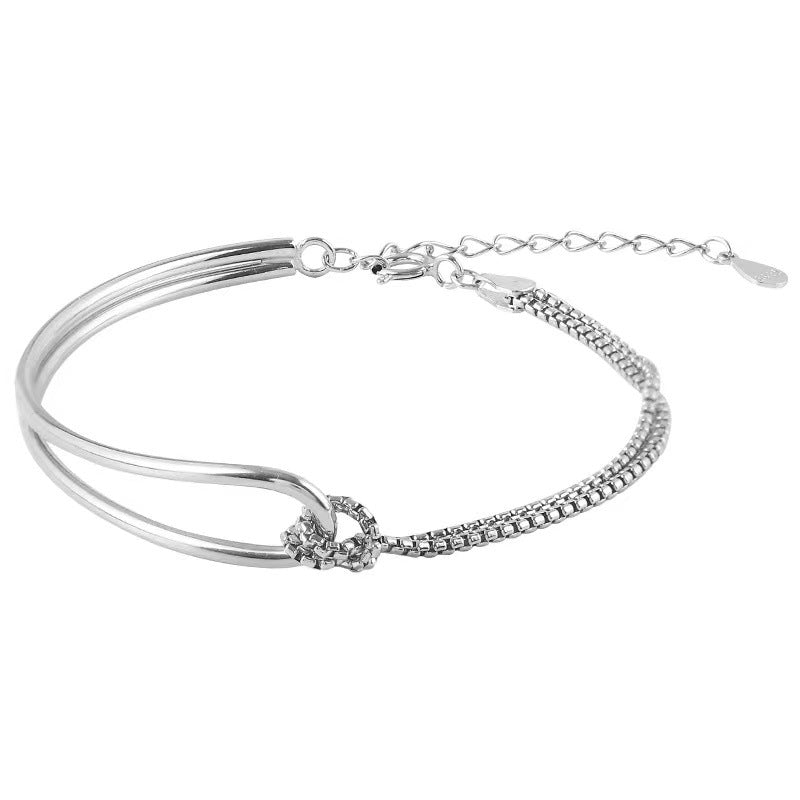 Minimalist Twist Design Bracelet Kalsten