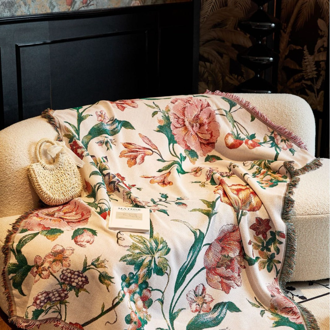 Floral Patterned Decorative Throw Blanket